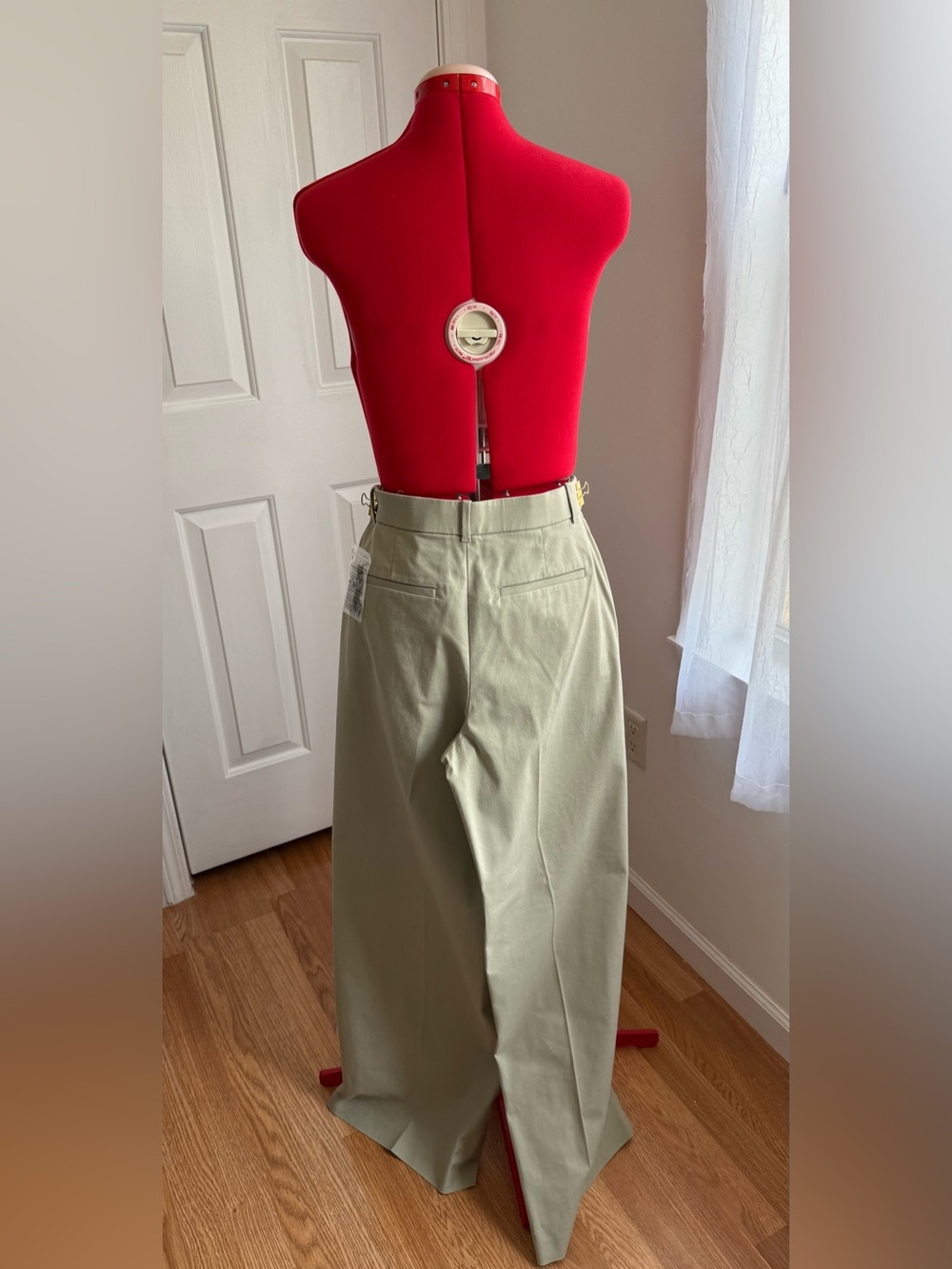 NWT Uniqlo Khaki Wide Leg Chino Pants - Picture 3 of 7